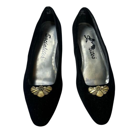Socialites Vintage Black Flats with Jewel - Picture 8 of 8